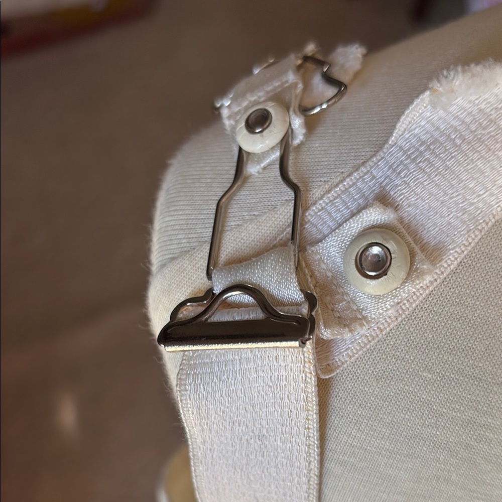 Vintage White/ivory Corset Top - Picture 5 of 11